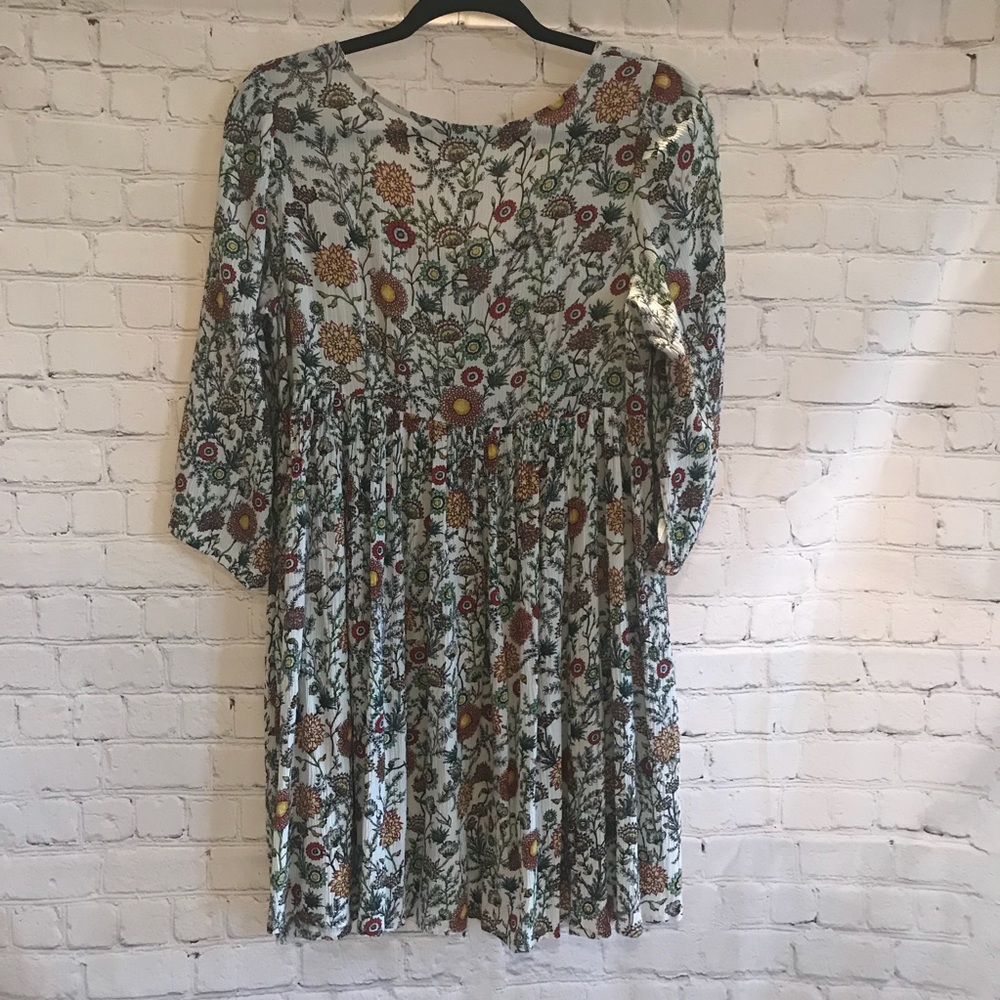 🌟🌟SPRING DRESS🌟🌟 - Picture 2 of 3